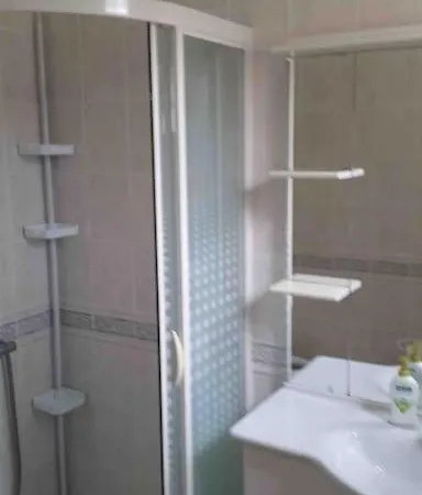 Agreable Maison Bord De Сasa de vacaciones *