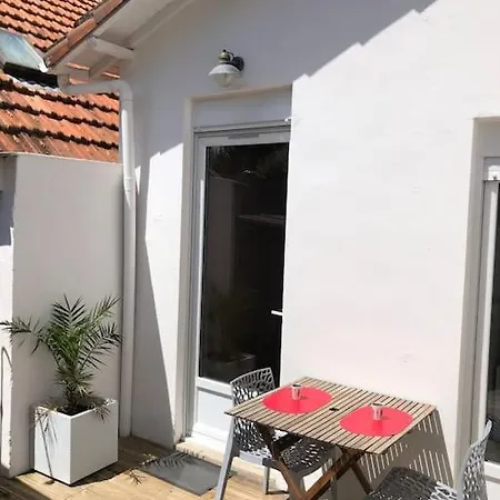 Agreable Maison Bord De